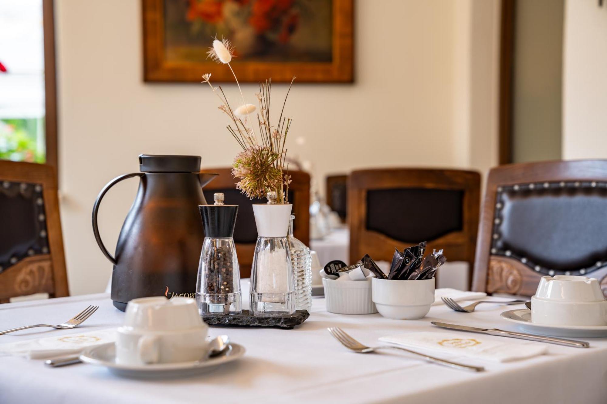Hotel Zur Post Pirna Ngoại thất bức ảnh